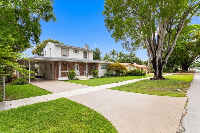 Building Photo - 72 Palmetto Dr