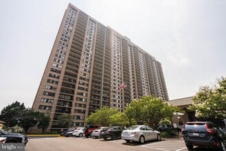 Building Photo - 5501 Seminary Rd