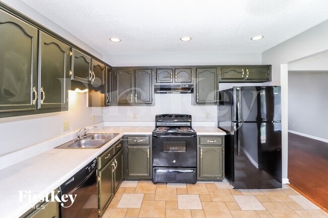 Building Photo - 2785 Fletcher View Dr