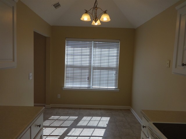 Building Photo - 35 Bostwick Drive
