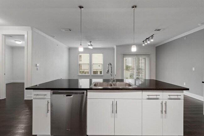 Building Photo - 3300 Towers Blvd