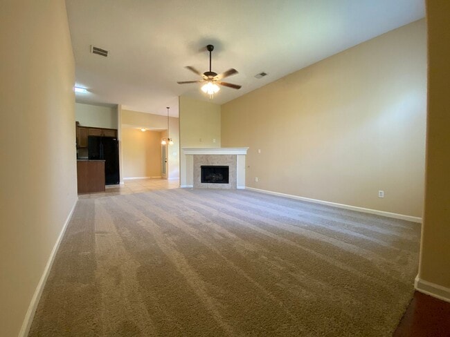 Building Photo - Gated Community - 3 Bedroom 2 Bathroom Cordova Rental Home