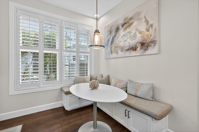 Building Photo - 3069 Mainsail Cir