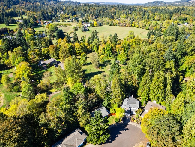 Building Photo - 1107 Meadowview Ct