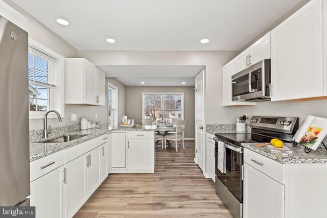 Building Photo - 41573 Church St