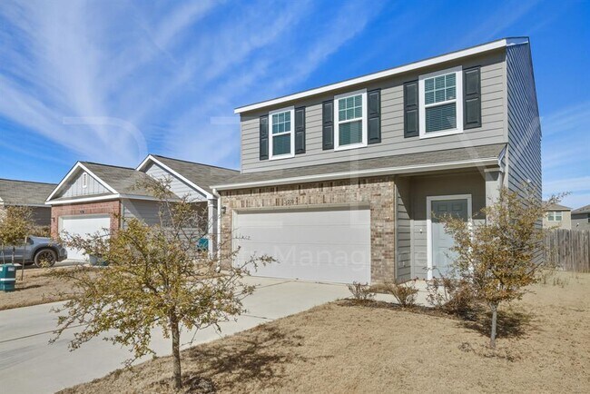 Building Photo - 220 Wonderful Life Way