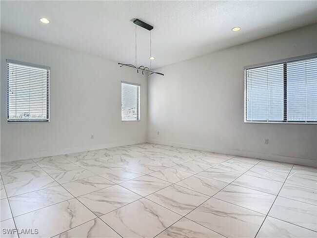 Building Photo - 4815 Frattina St.