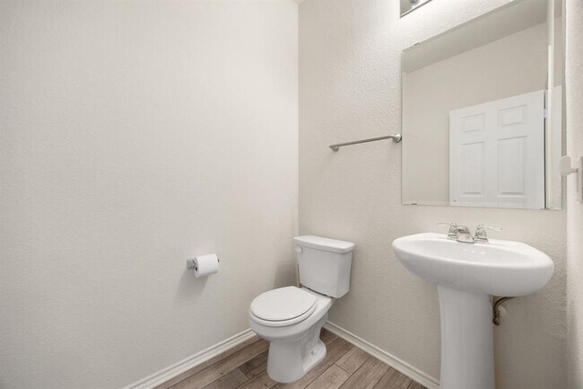 Building Photo - 329 Green Egret Wy