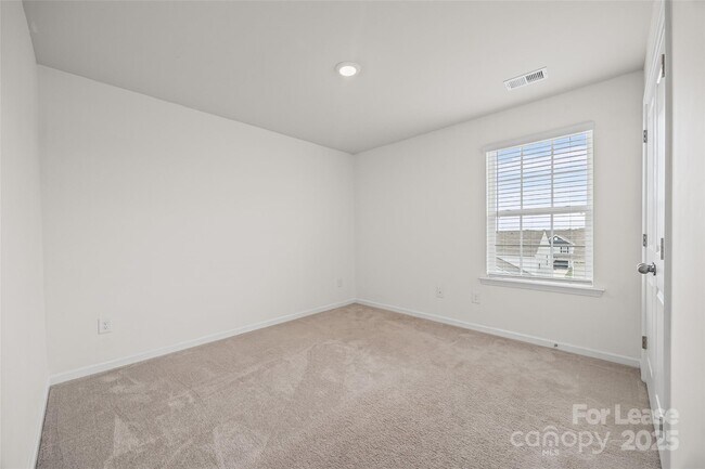Building Photo - 5775 Soft Shell Dr