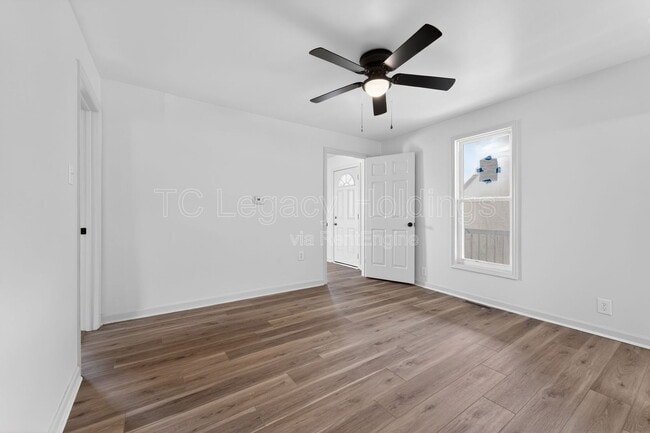 Building Photo - 134 Quincey St