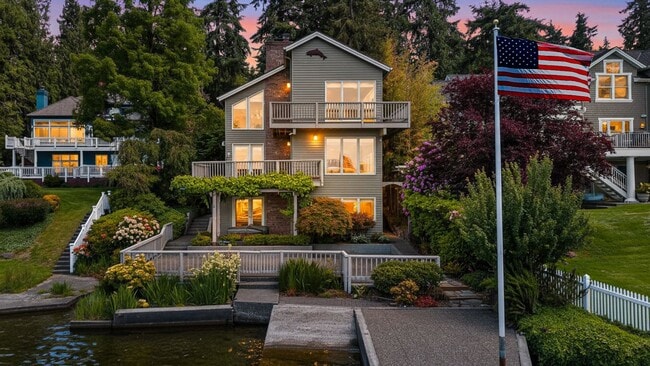 Building Photo - 3bd/3.5ba Mercer Island Home