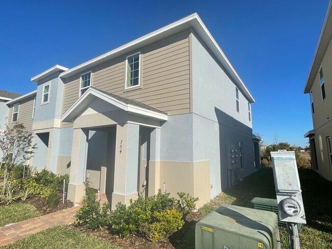 Building Photo - Williams Preserve-Brand New Townhouse-354 Annabelle Way Davenport