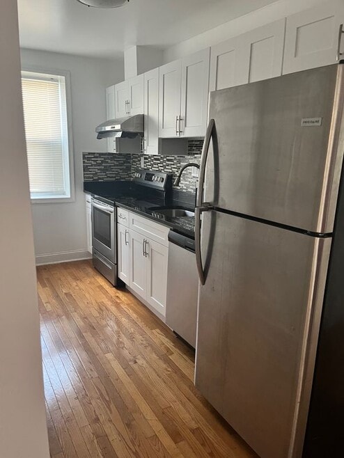 Building Photo - 901-3 Diamond St