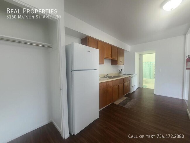 Building Photo - 3160 Matson St