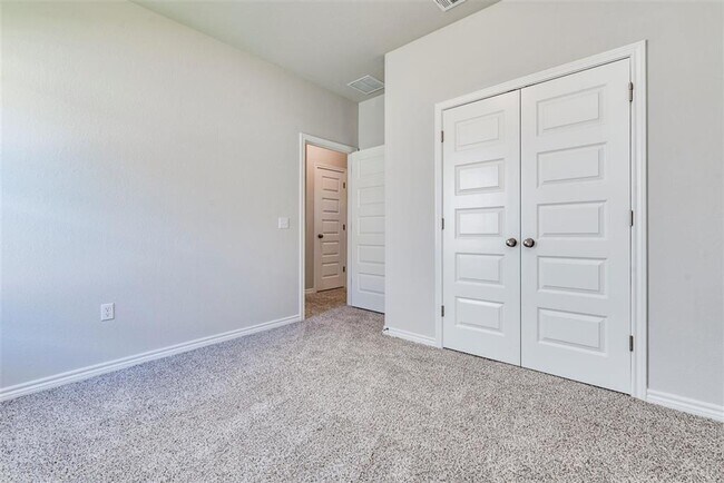 Building Photo - 1307 Ambler Dr