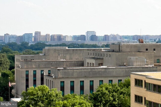 Building Photo - 2030 F St NW