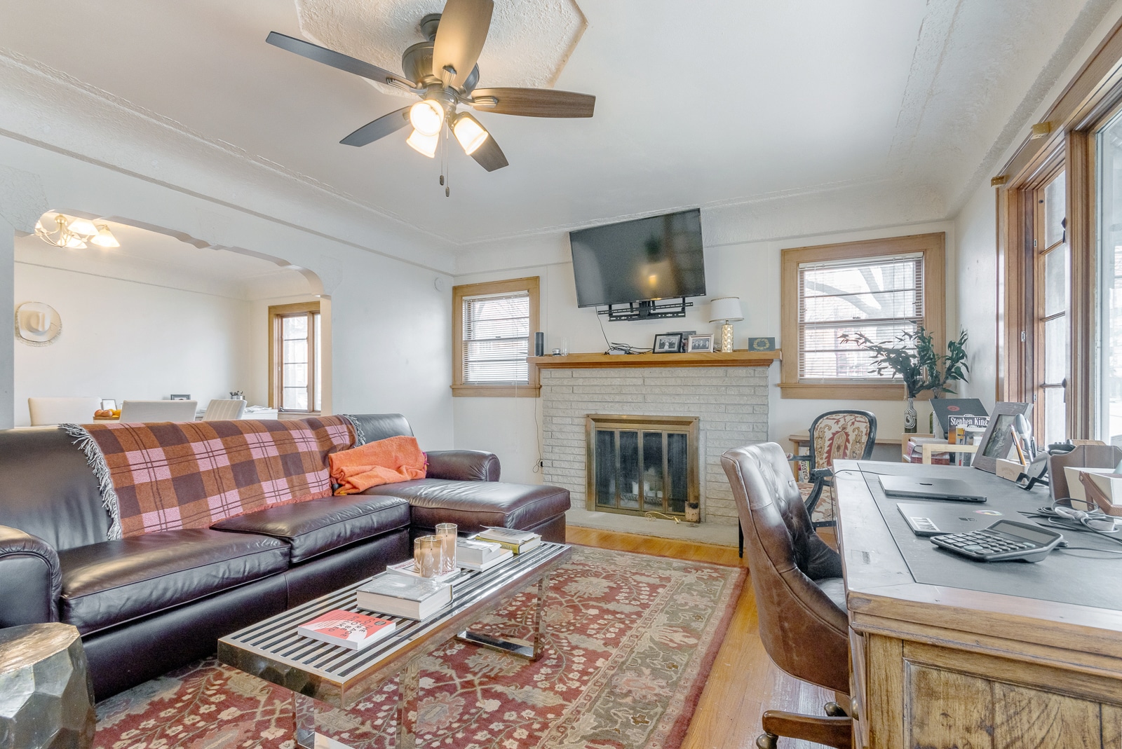 Building Photo - 302 S Brooks St