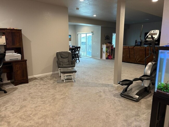 Building Photo - Spacious 4BR House in Fort Lupton