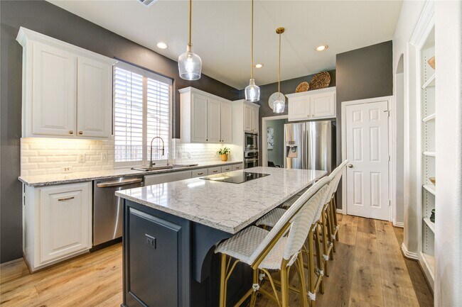 Building Photo - 12307 N Austin Shore Dr