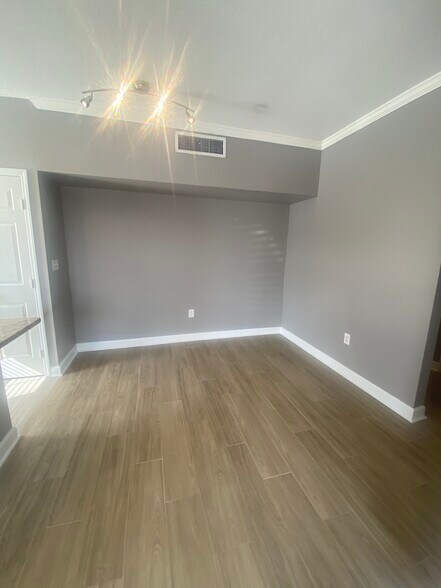 Building Photo - 9744 Lake Chase Island Way