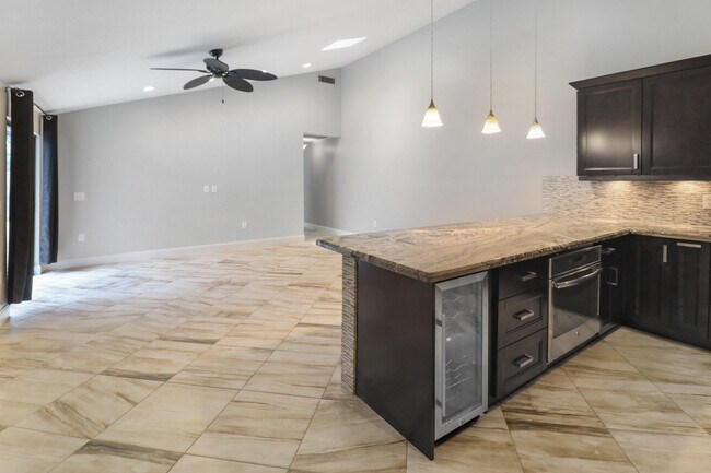 Building Photo - 9713 Boca Gardens Pkwy