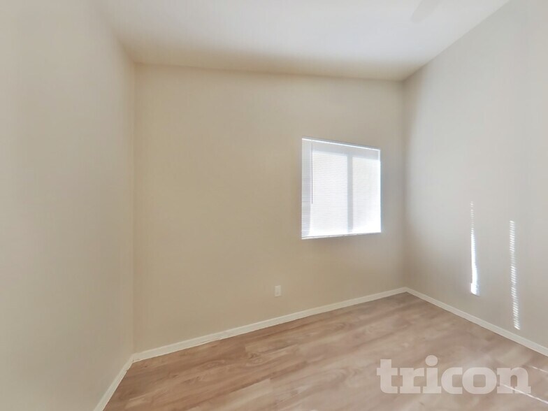 Building Photo - 3628 W Firehawk Dr