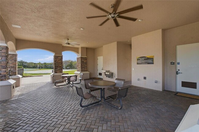 Building Photo - 30588 Chesapeake Bay Dr