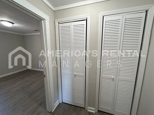 Building Photo - MOVE IN SPECIAL!!! - Home for rent in Adamsville! - Sign a lease by 5/15/26 to get ONE MONTH FREE!!!