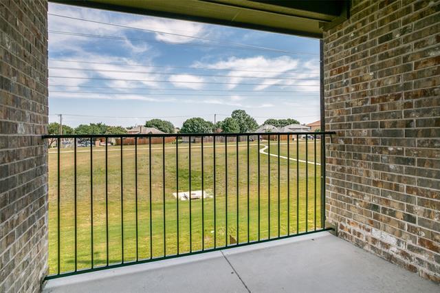 Building Photo - 4809 Pasadena Dr