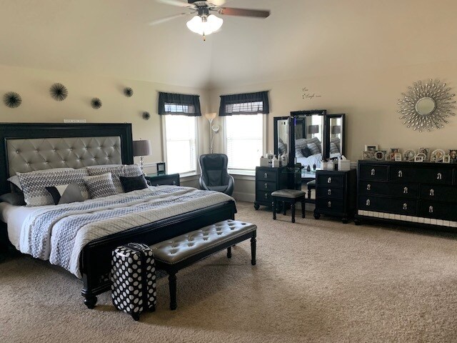 Building Photo - 2457 Sunflower Dr