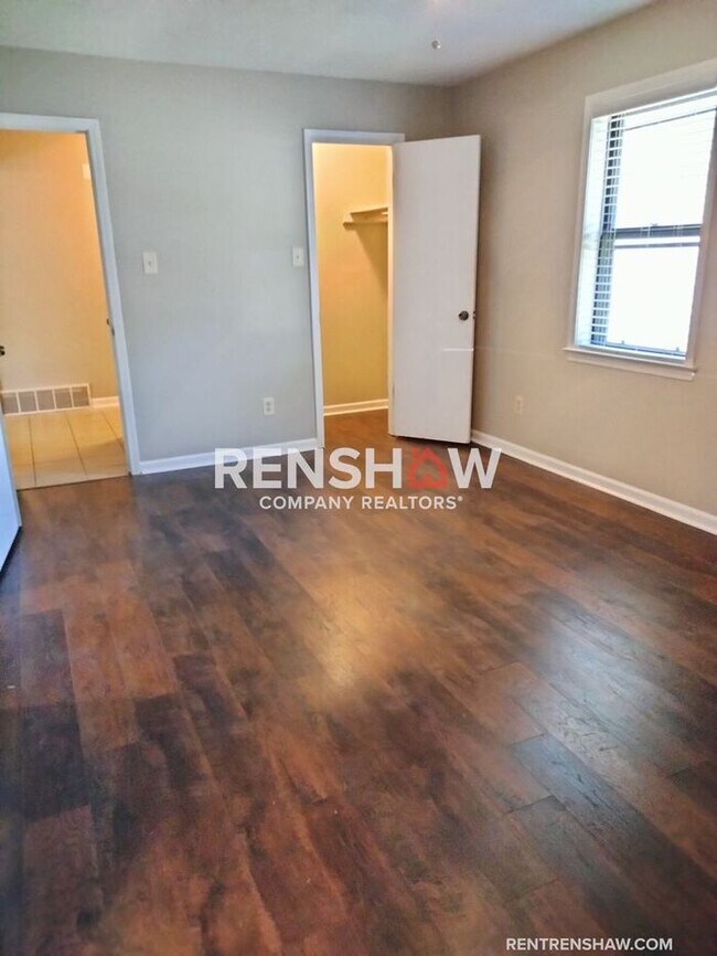 Fresh on the MARKET in Kirby Meadows 3 bed... 3608 Kirby Terrace Dr