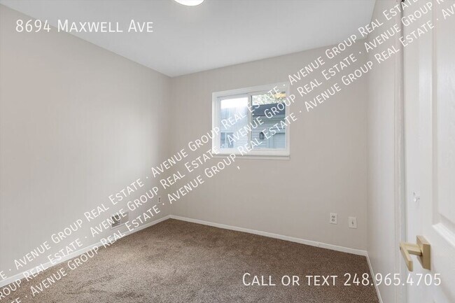 Building Photo - 8694 Maxwell Ave