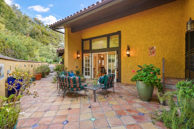 veranda off bedroom 2 - 4244 Avenida de la Encinal