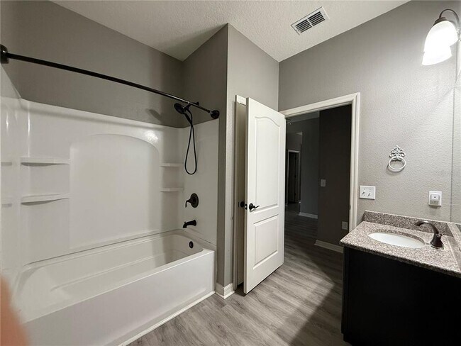 Building Photo - 10638 Laguna Plains Dr