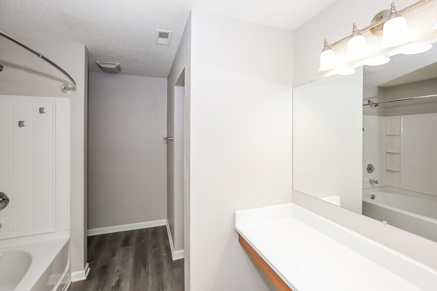 Building Photo - 4749 Palustris Ct