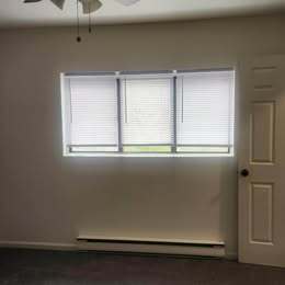 Building Photo - Building 8