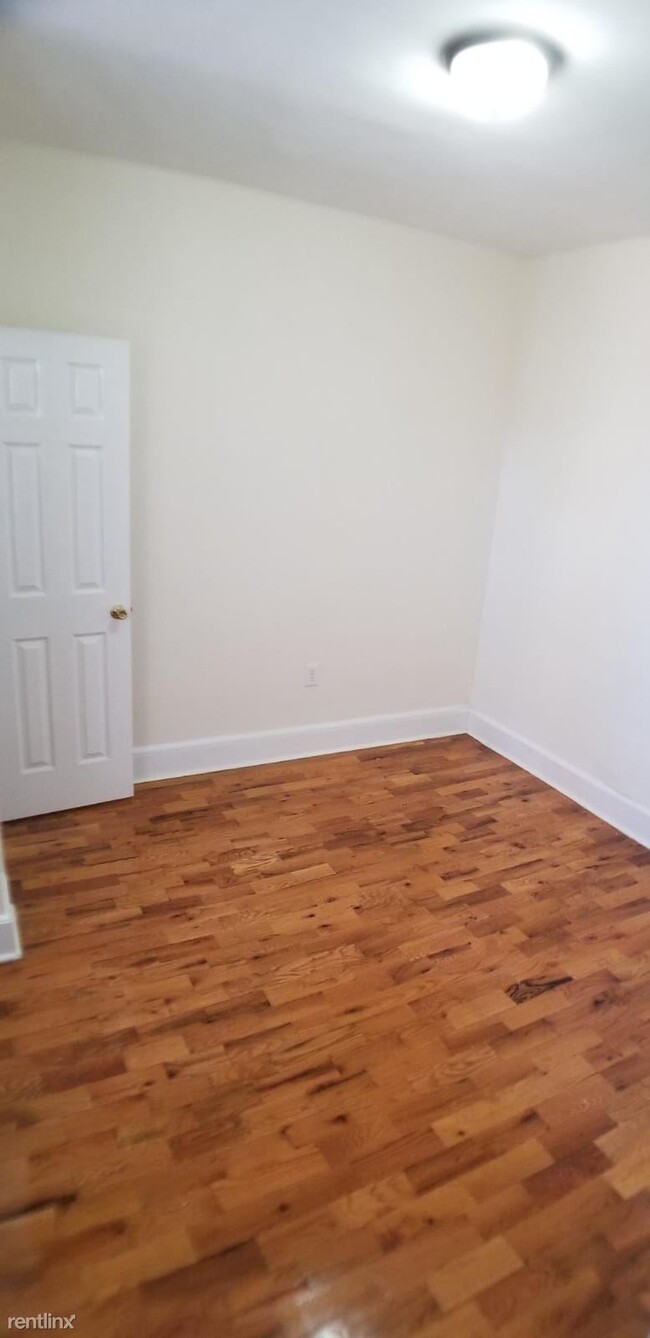 Building Photo - 1 br, 1 bath  - 148 S Munn Ave