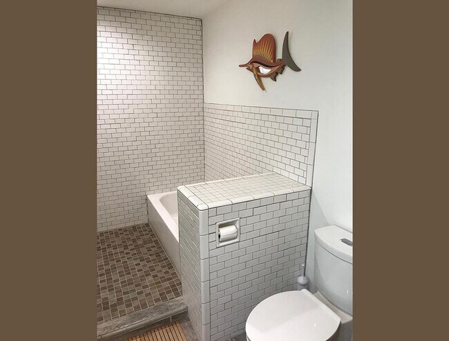 Building Photo - 3-Bedroom Home in Glendale's Foothills with RV Parking!