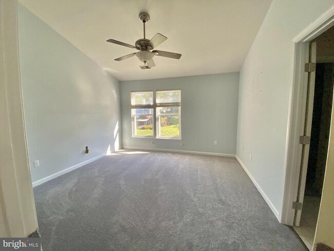 Building Photo - 108 Monet Cir