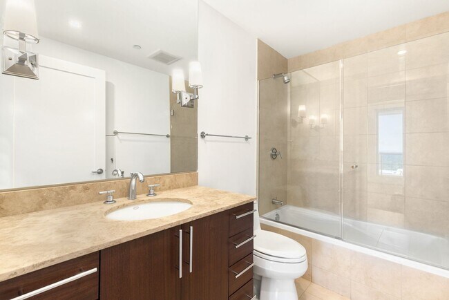 Building Photo - 650 Bellevue Way NE