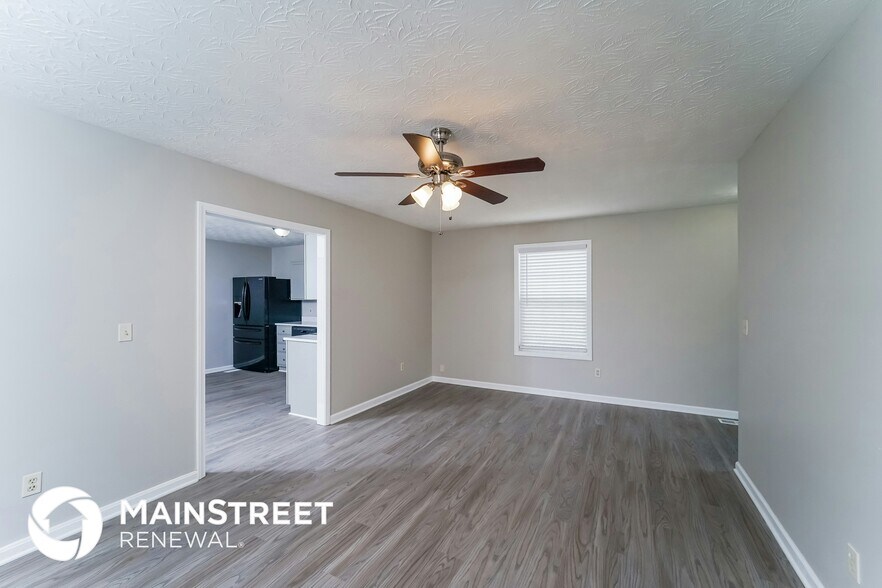 Building Photo - 6905 Wood Rd