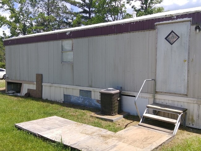 Building Photo - 3176 Tank Trail Rd