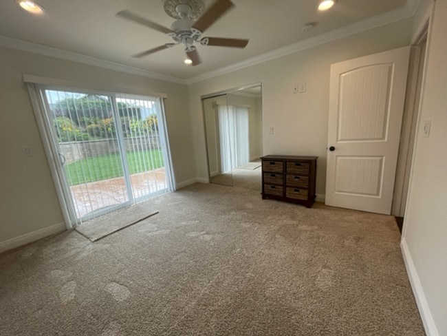 Building Photo - State Ave