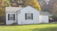 Building Photo - 1407 Grissom Ln