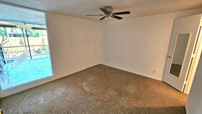 Building Photo - 2948 NW 69th Ct