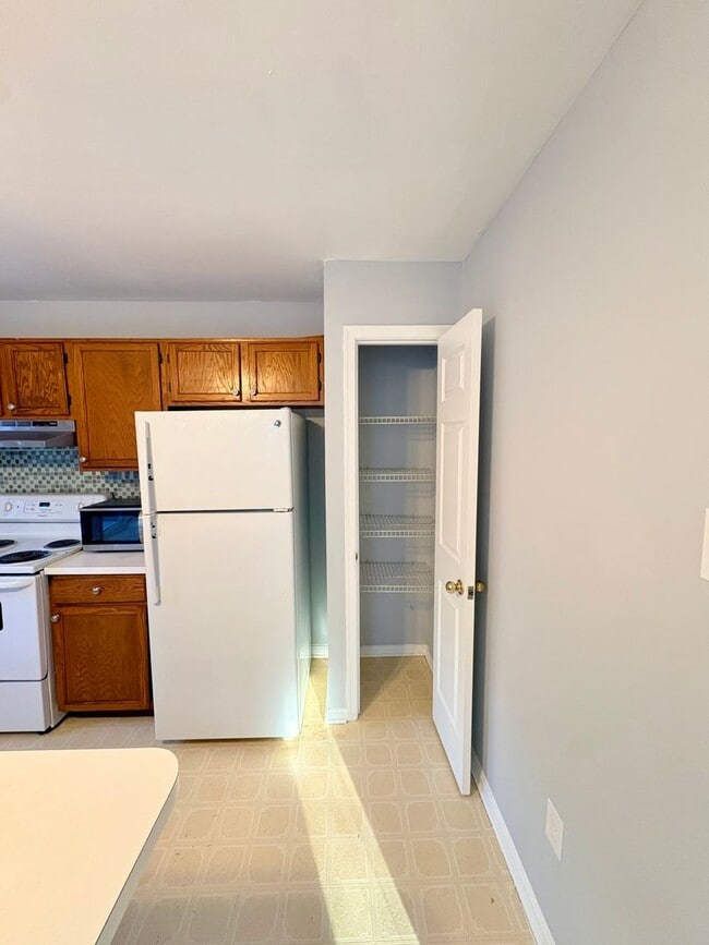 Building Photo - Beautifully Renovated 4-Bedroom Home in Owings Mills, MD!