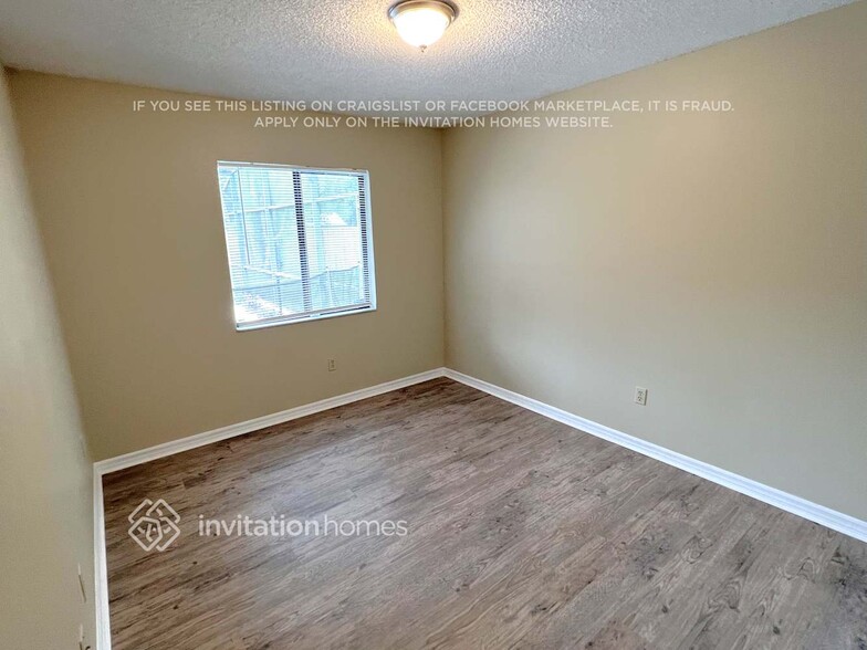 Building Photo - 128 Trafalgar Pl