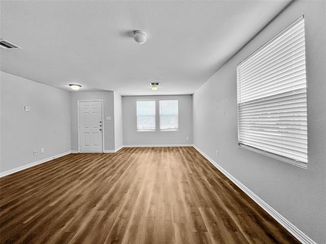 Building Photo - 2801 Prairie Ct