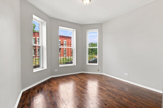 Building Photo - 6401 S Maryland Ave