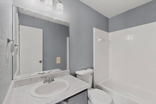 Building Photo - 4517 Ebbtide Ct